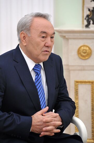 Vladimir Putin and Nursultan Nazarbayev meet in Kremlin