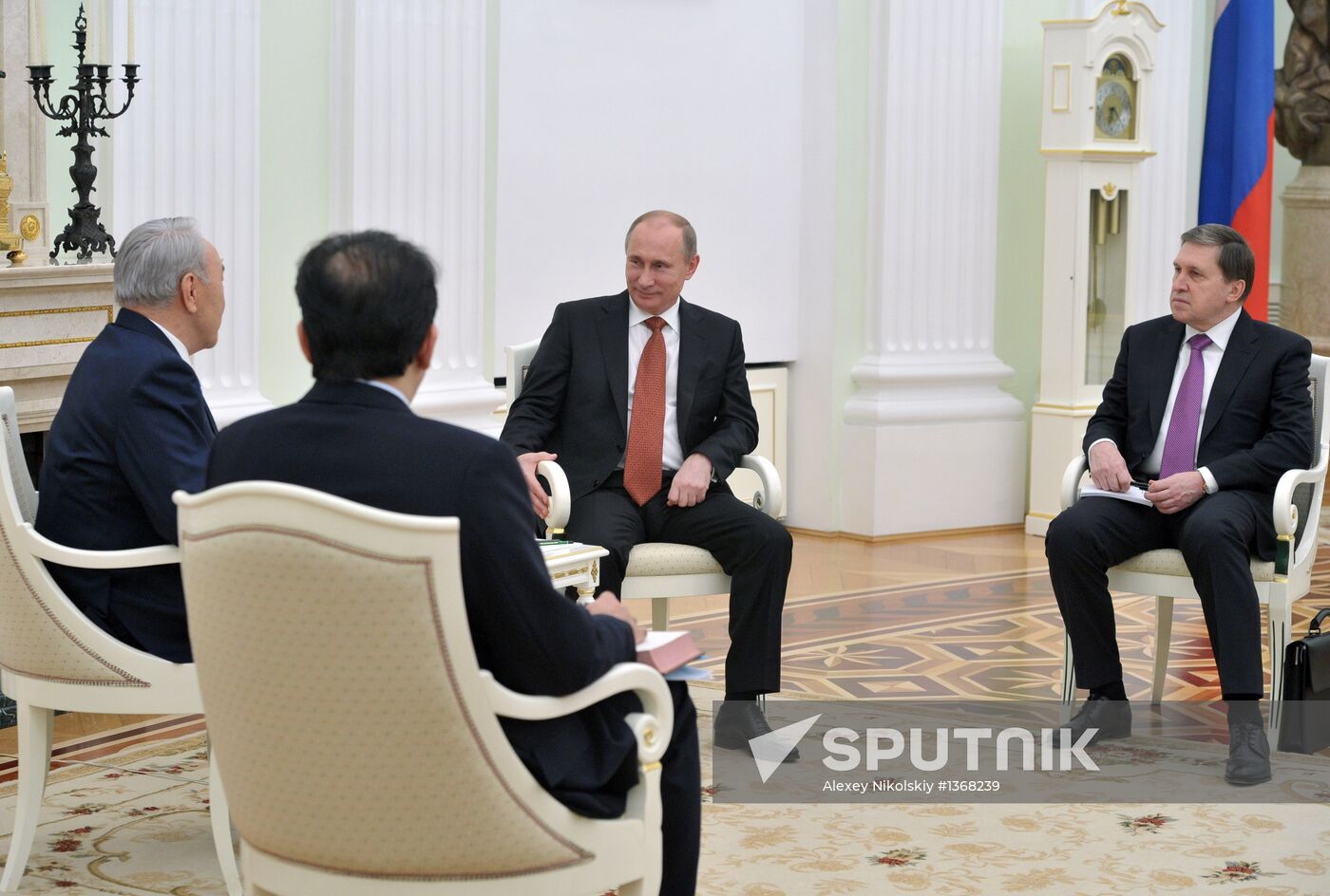 Vladimir Putin and Nursultan Nazarbayev meet in Kremlin