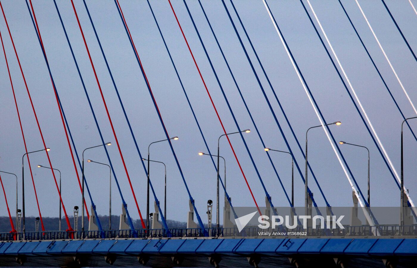 Cable-stayed bridge to Russky Island