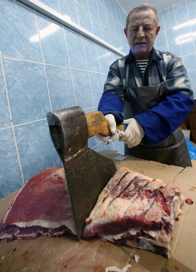 Meat sales at market