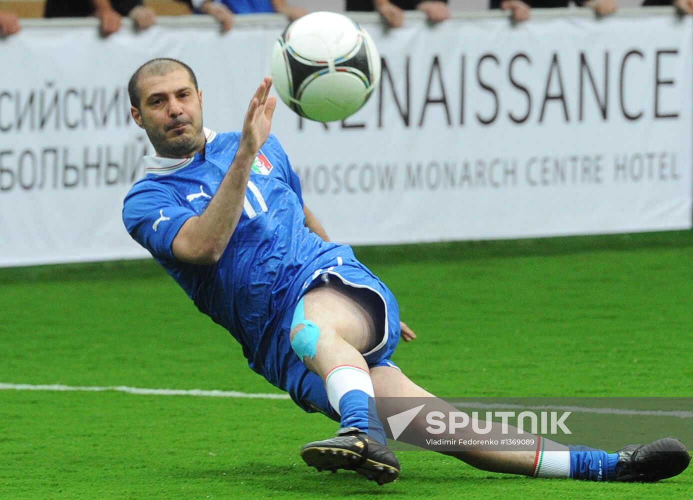 Football Legends Cup-2013. Day One