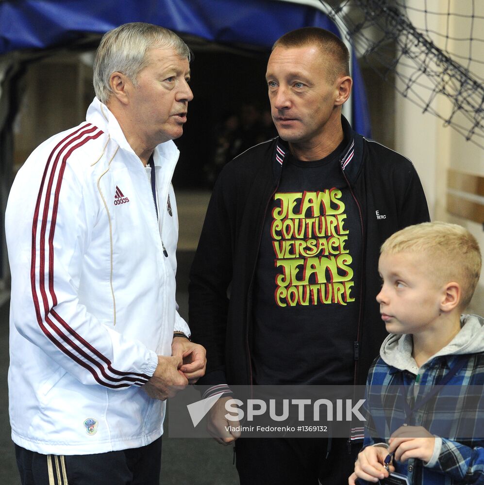 Football Legends Cup-2013. Day One