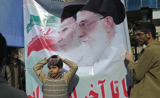 Iran celebrates 34th anniversary of Islamic Revolution