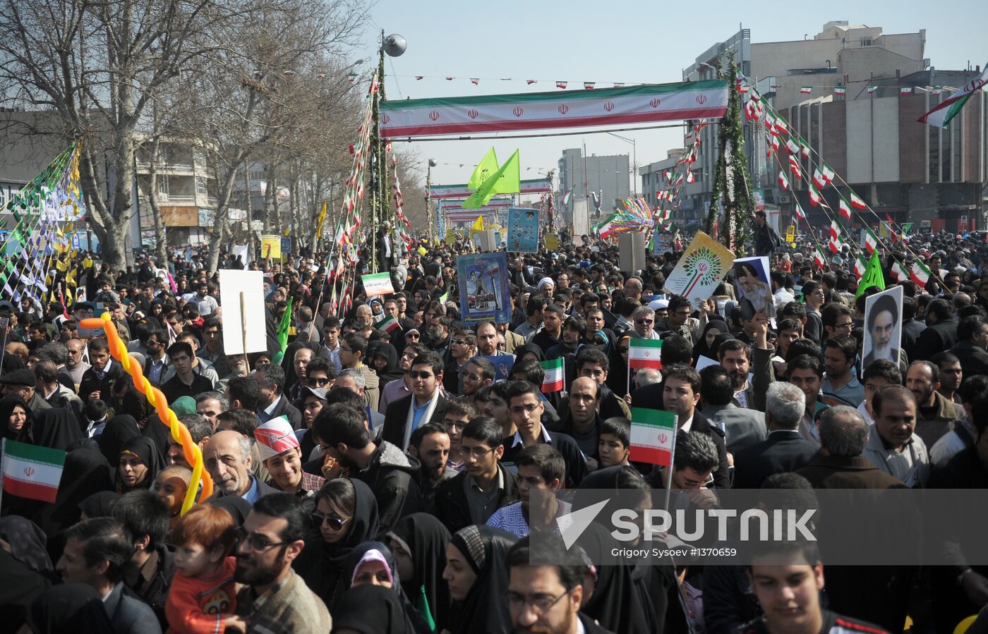 Iran celebrates 34th anniversary of Islamic Revolution