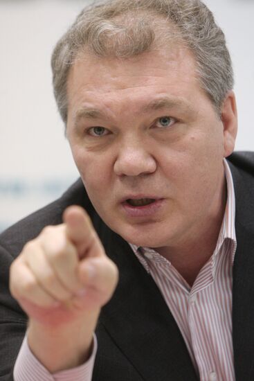 Press conference on Communist Party's coming 15th congress