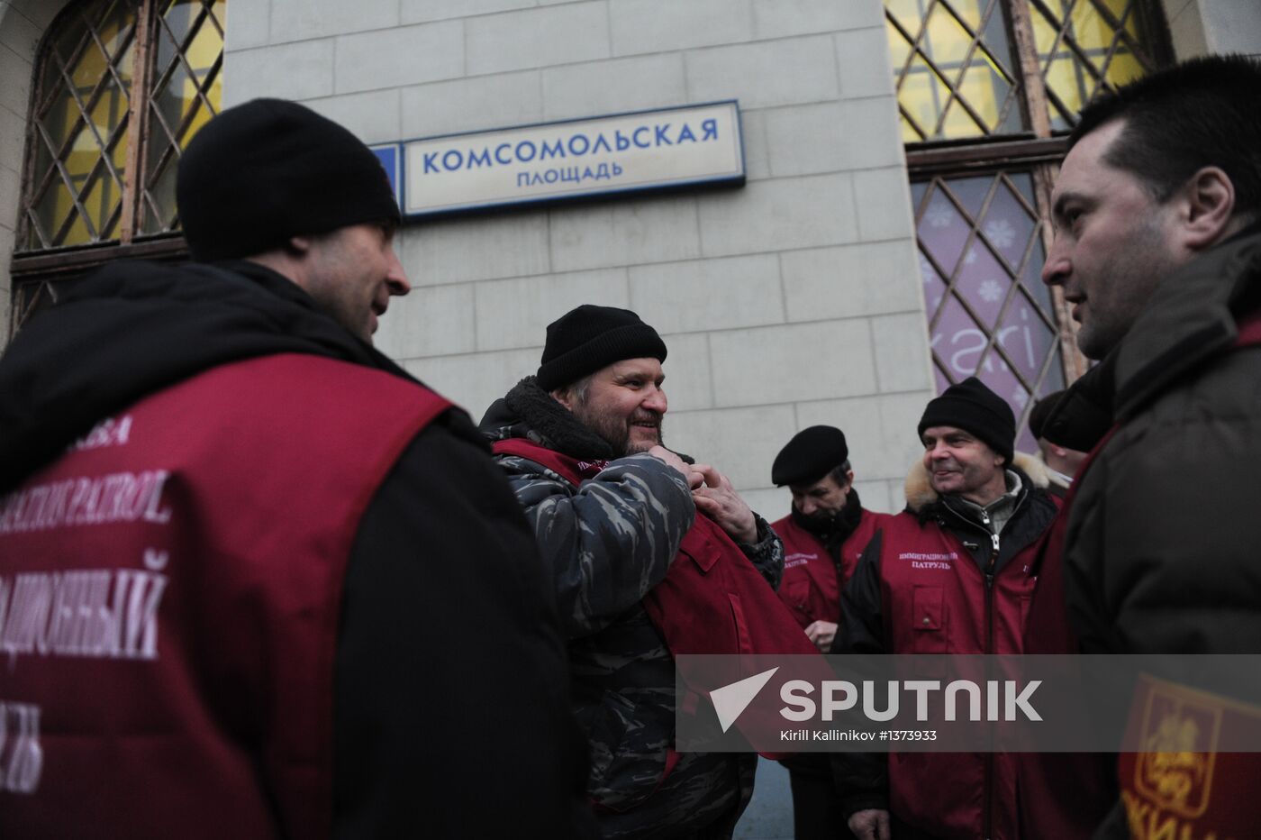 Volunteer patrols conduct raid in search of illegal migrants