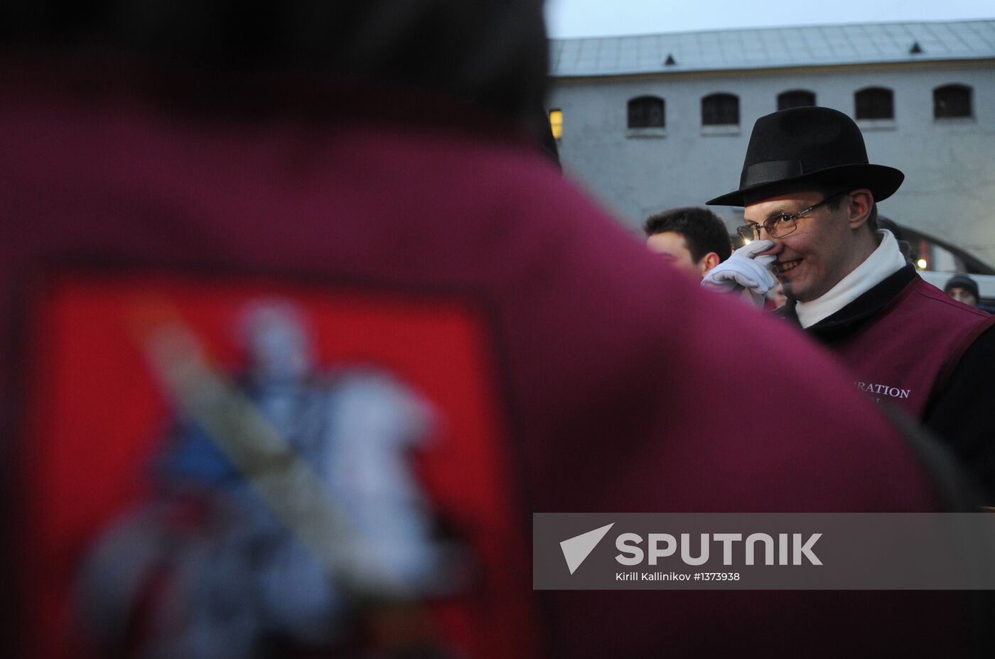 Volunteer patrols conduct raid in search of illegal migrants