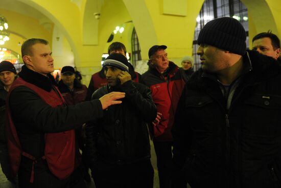 Volunteer patrols conduct raid in search of illegal migrants