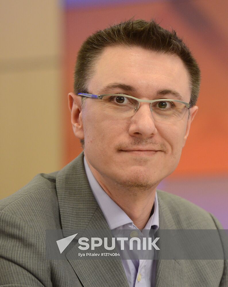 Multimedia presentation of RIA Novosti Olympic Club project