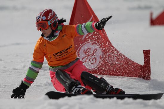 FIS Snowboard World Cup. Parallel Giant Slalom