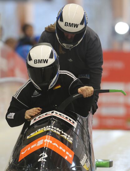 9th stage of Bobsled World Cup, training runs