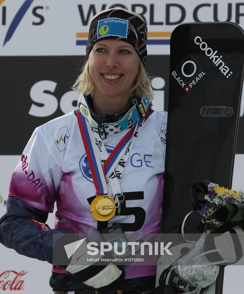 FIS Snowboard World Cup. Parallel Giant Slalom
