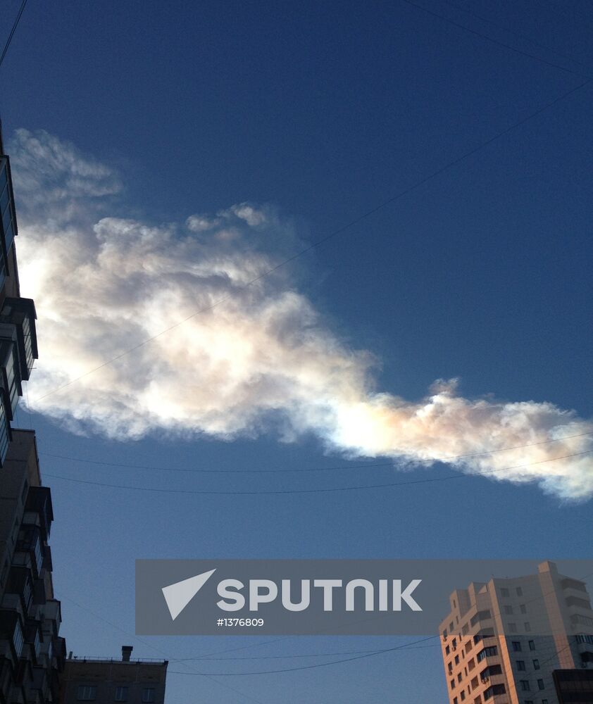 Meteorite falls in Chelyabinsk Region