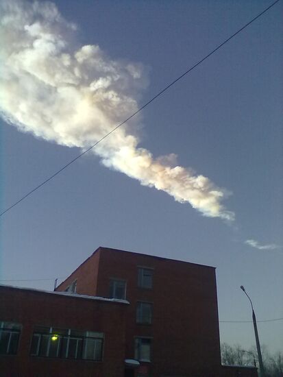 Meteorite falls in Chelyabinsk Region