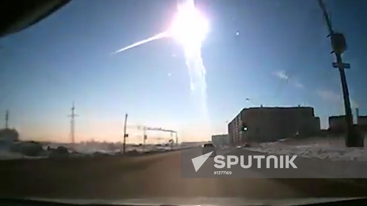 Meteorite falls in Chelyabinsk Region