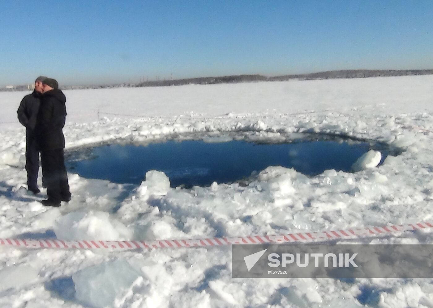 Meteorite falls in Chelyabinsk Region