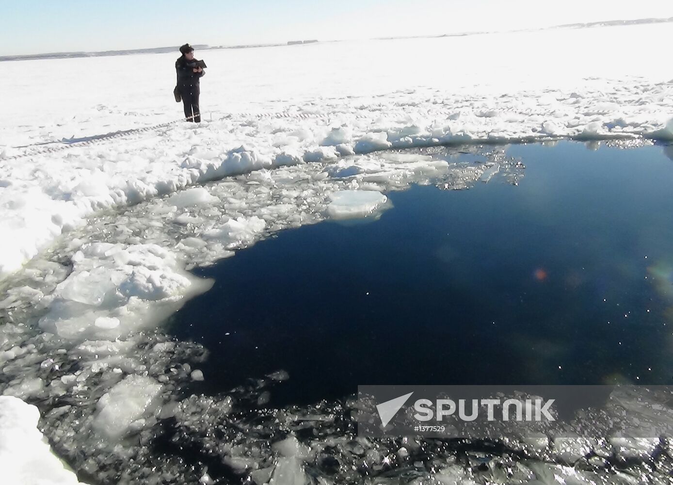 Meteorite falls in Chelyabinsk Region