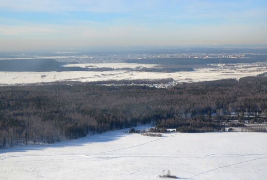 Meteorite falls in Chelyabinsk Region