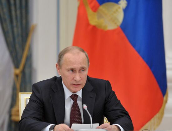 Vladimir Putin meets with G20 members
