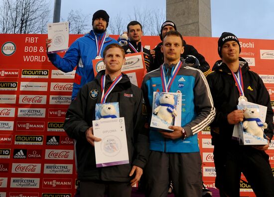 Skeleton. IX World Cup. Test events