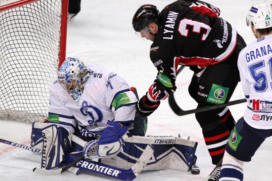 Kontinental Hockey League. Avangard Omsk vs. Dynamo Moscow