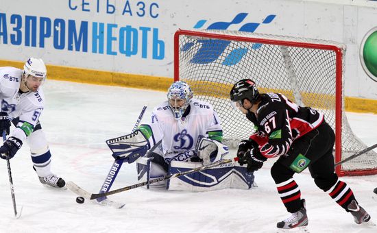 Kontinental Hockey League. Avangard Omsk vs. Dynamo Moscow