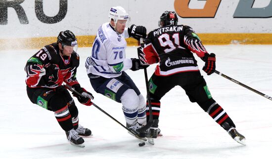 Kontinental Hockey League. Avangard Omsk vs. Dynamo Moscow