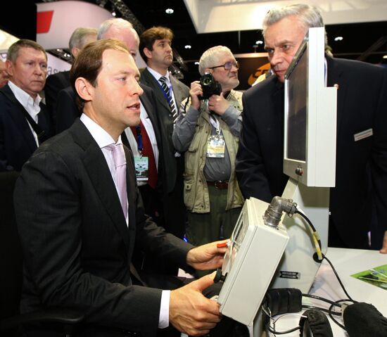 D.Manturov at IDEX 2013 Defence Exhibition in UAE