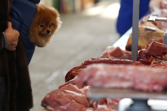 Agricultural market in Veliky Novgorod