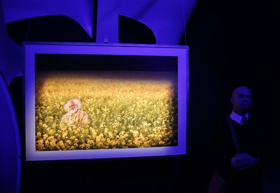 Slava Durak 5D exhibition opens in Moscow