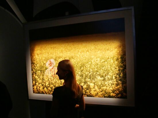 Slava Durak 5D exhibition opens in Moscow