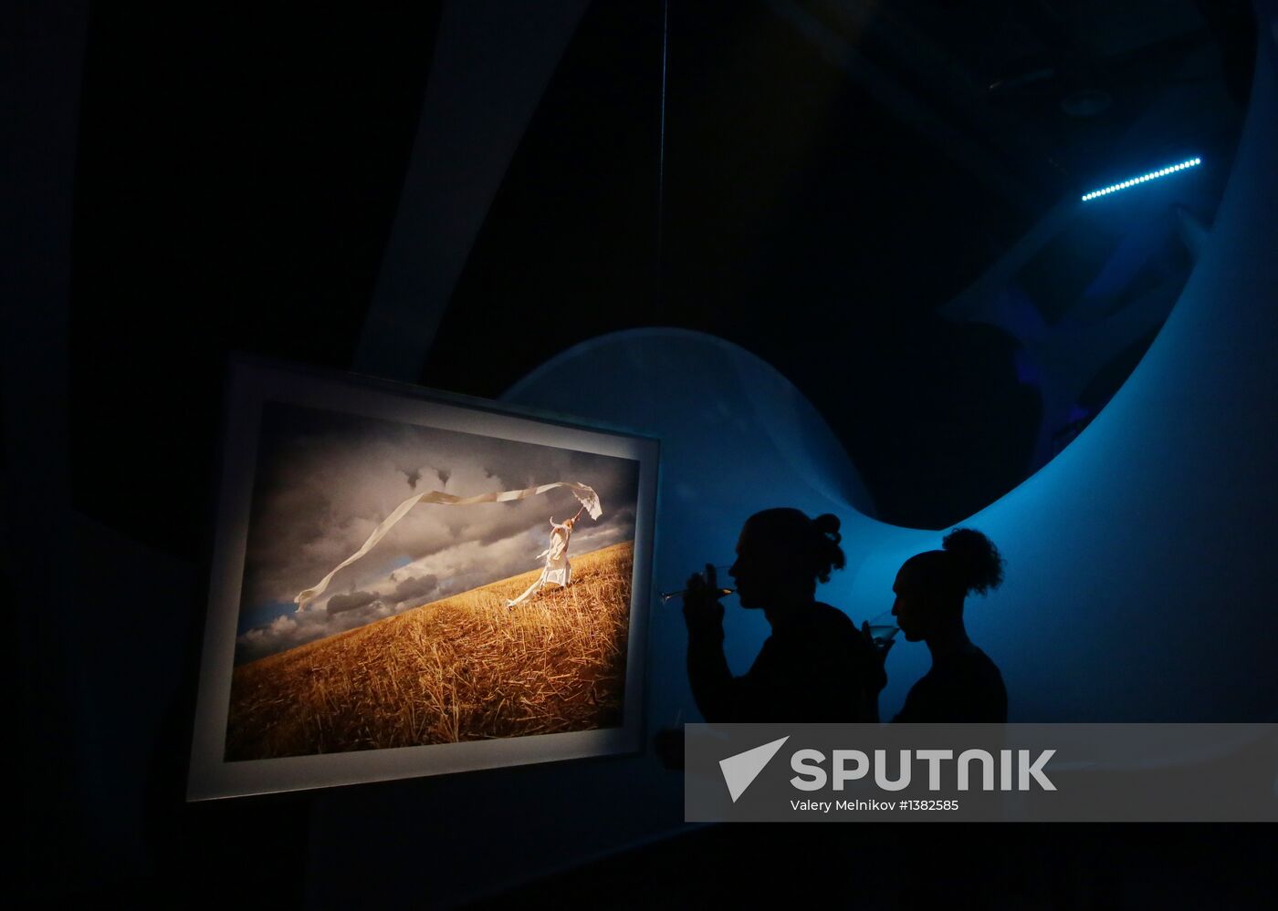 Slava Durak 5D exhibition opens in Moscow