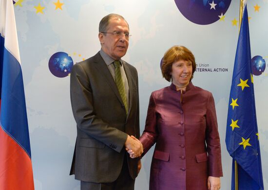 Sergei Lavrov and Catherine Ashton hold talks