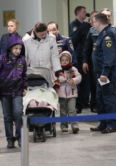 Emergency ministries plane brings Russia/CIS citizens from Syria