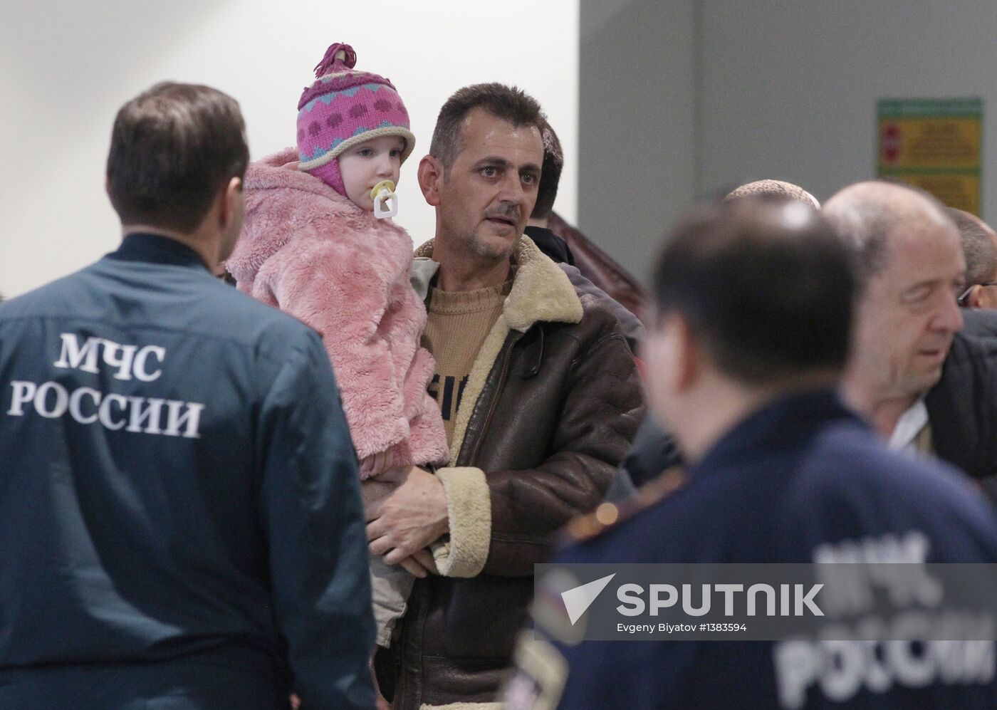 Emergency ministries plane brings Russia/CIS citizens from Syria