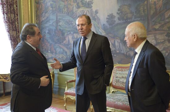 Sergei Lavrov meets with Arab League foreign ministers