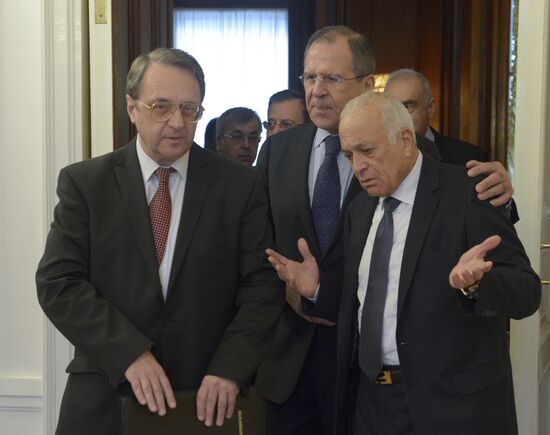 Sergei Lavrov meets with Arab League foreign ministers