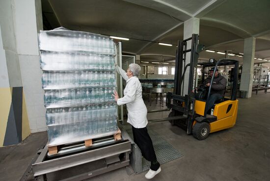 Production of Borjomi mineral water