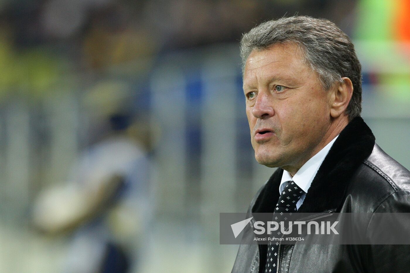 Head coach of Metalist team Miron Markevich before the 1/16 UEFA Europa League match between football clubs Metalist (Ukraine, Kharkov) and Newcastle (UK, Newcastle). Location: Ukraine, Kharkov. Author: Alexei Furman/Sputnik. UEFA Europa League. Metalist Kharkiv vs. Newcastle United