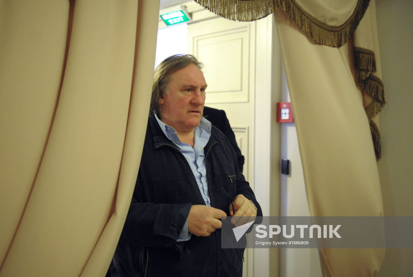 Gerard Depardieu and Vladimir Medinsky meet at Bolshoi Theatre