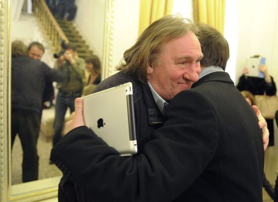 Gerard Depardieu and Vladimir Medinsky meet at Bolshoi Theatre