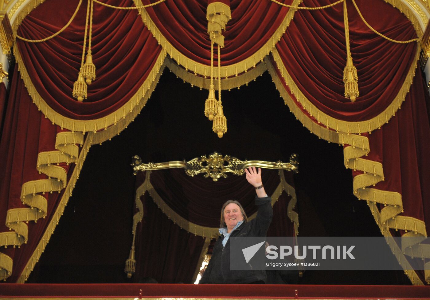Gerard Depardieu and Vladimir Medinsky meet at Bolshoi Theatre