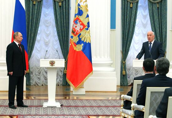 President Vladimir Putin presents state awards in Kremlin