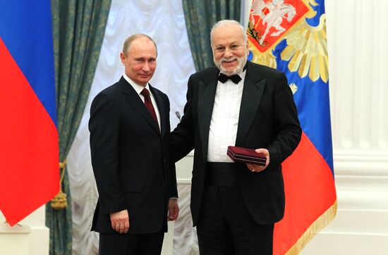 President Vladimir Putin presents state awards in Kremlin