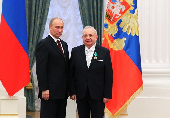 President Vladimir Putin presents state awards in Kremlin