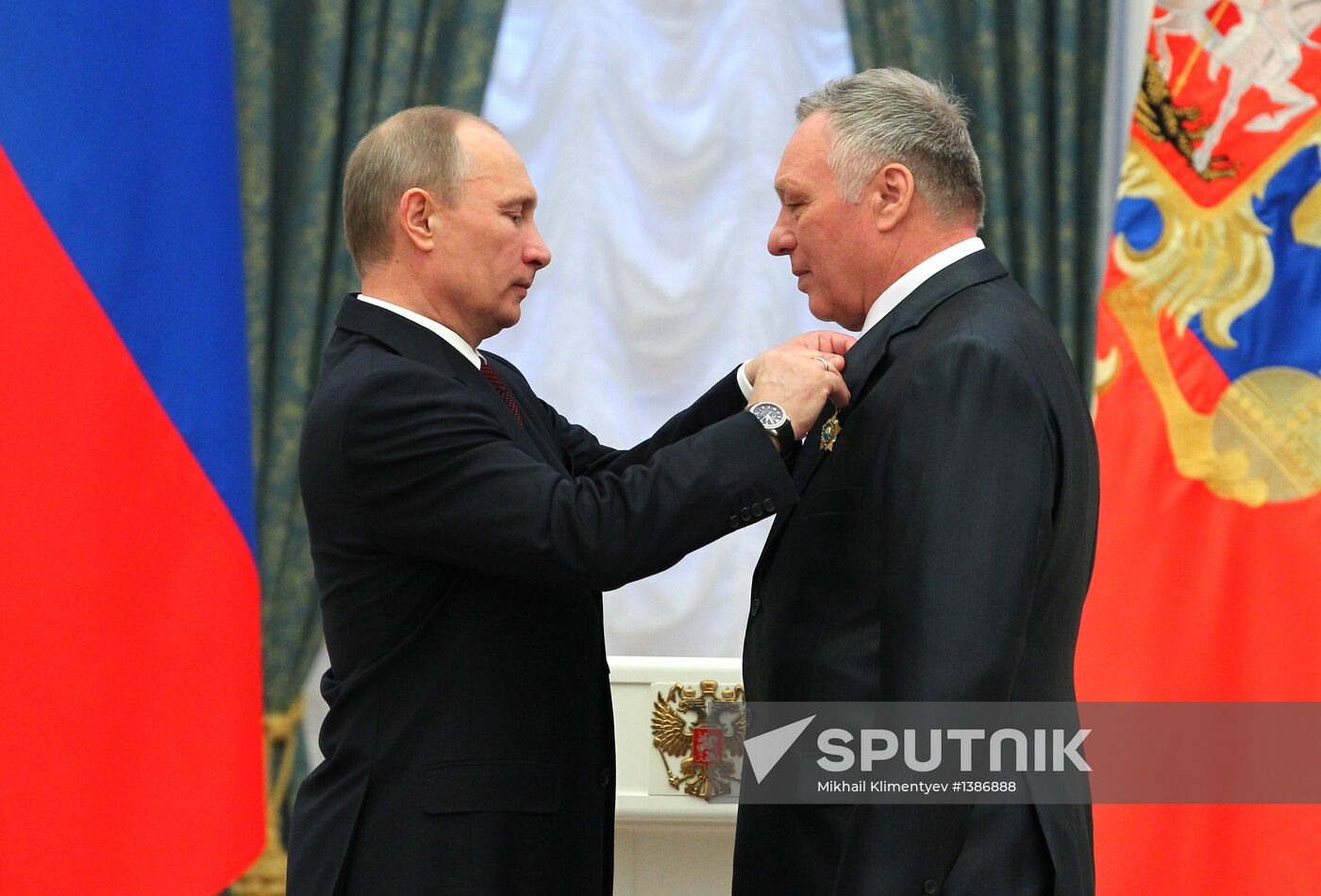 President Vladimir Putin presents state awards in Kremlin