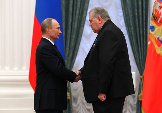 President Vladimir Putin presents state awards in Kremlin