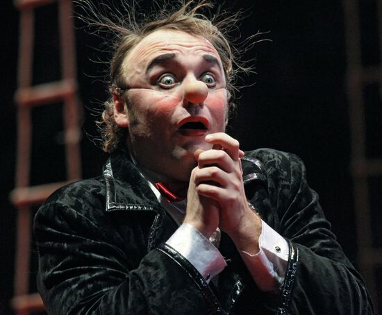 "XXI Century Soviet Circus" show in Vladivostok
