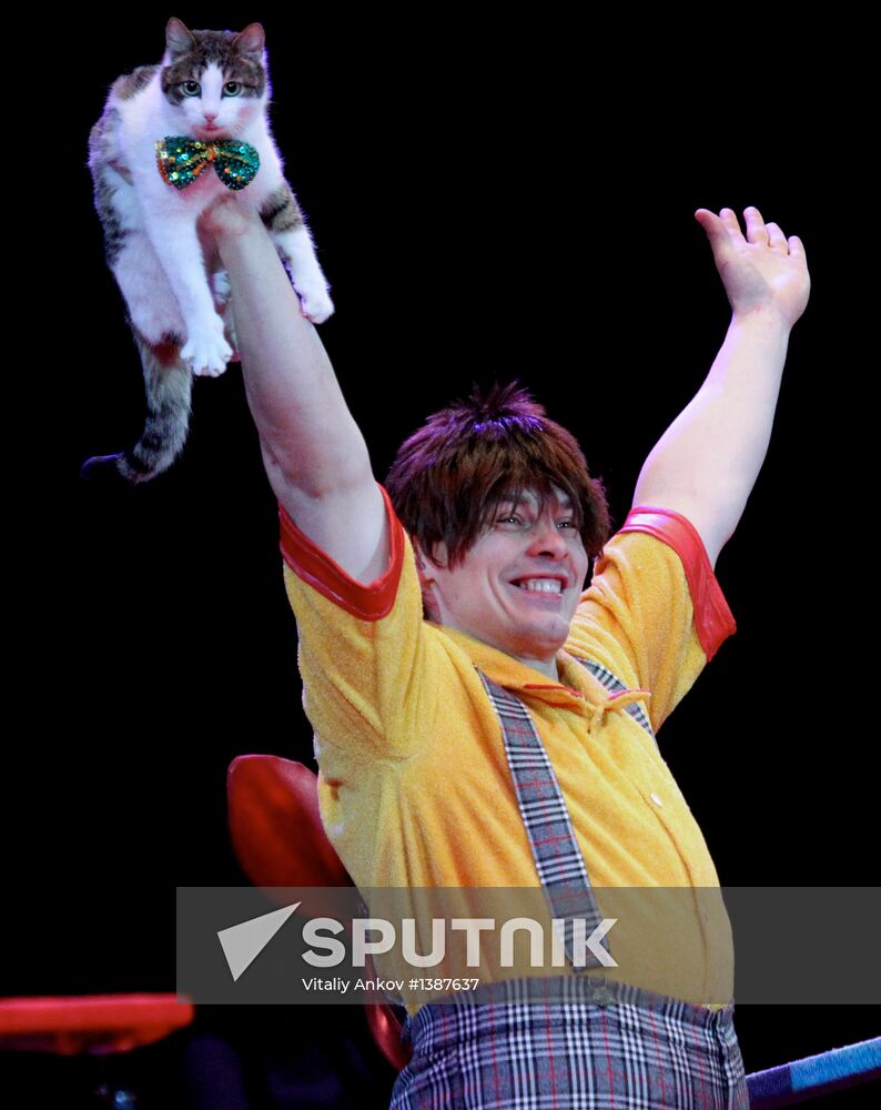 "XXI Century Soviet Circus" show in Vladivostok