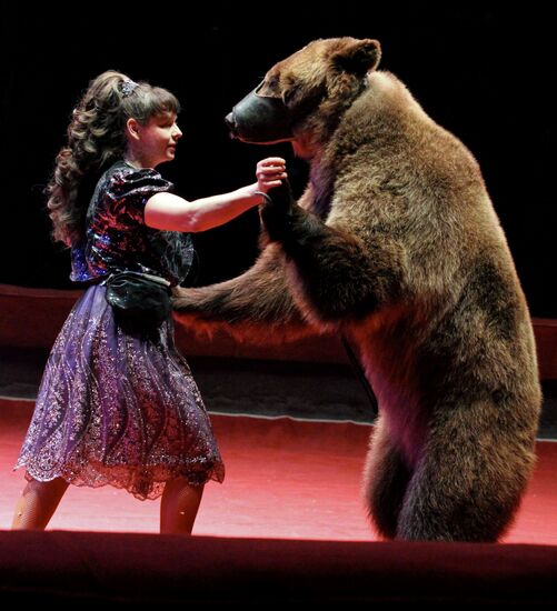 "XXI Century Soviet Circus" show in Vladivostok